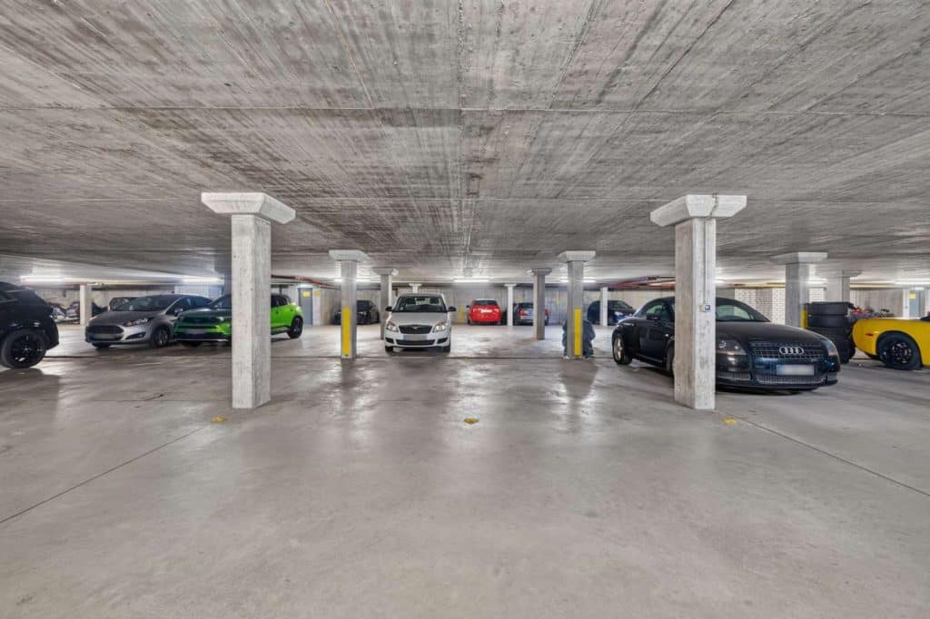 Tiefgaragenstellplatz