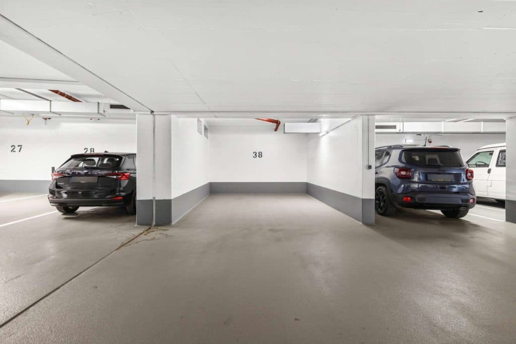Tiefgaragenstellplatz